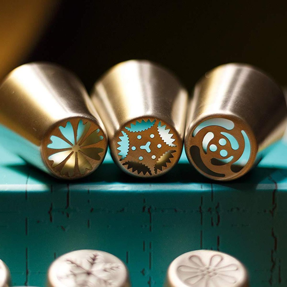 14-piece cake piping nozzle set