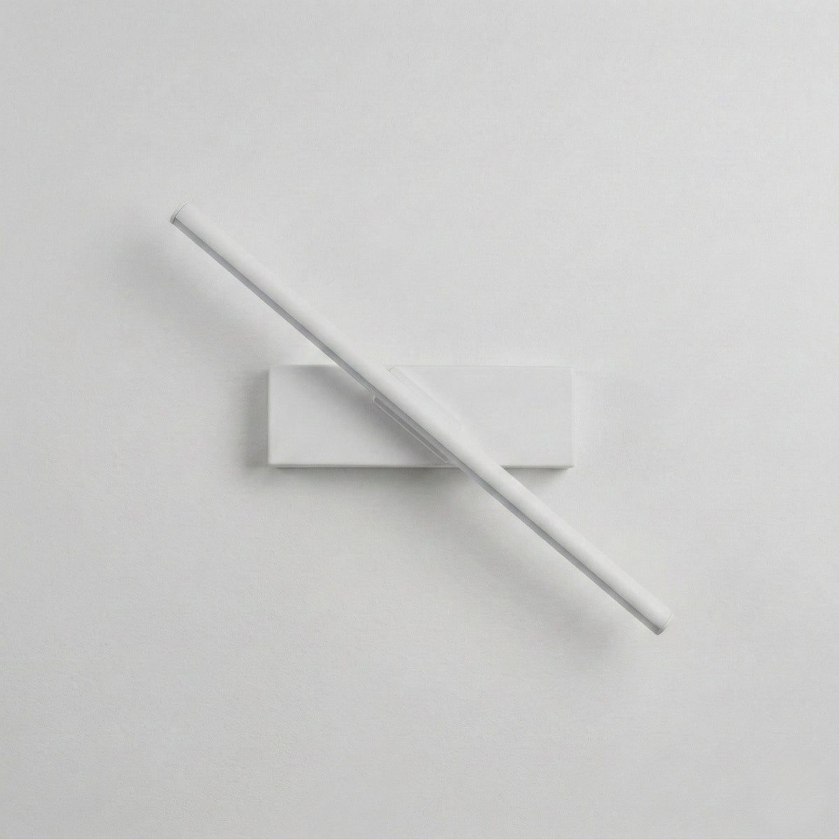 Rotatable Minimalist Wall Bar Light