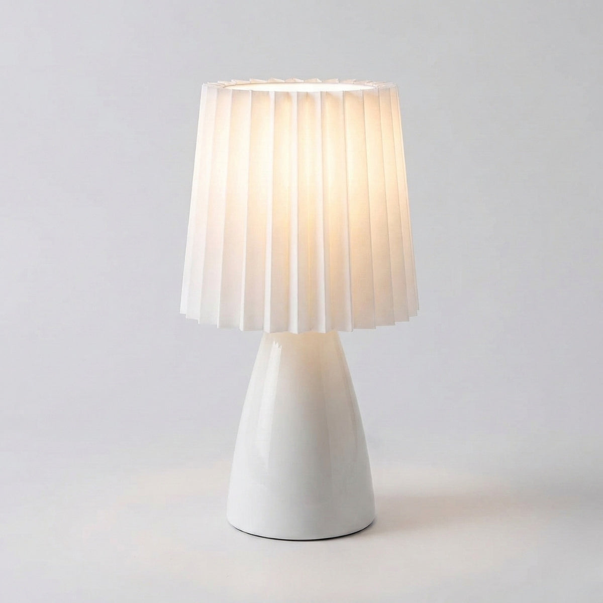 Scandinavian Ceramic Pleated Table Lamp