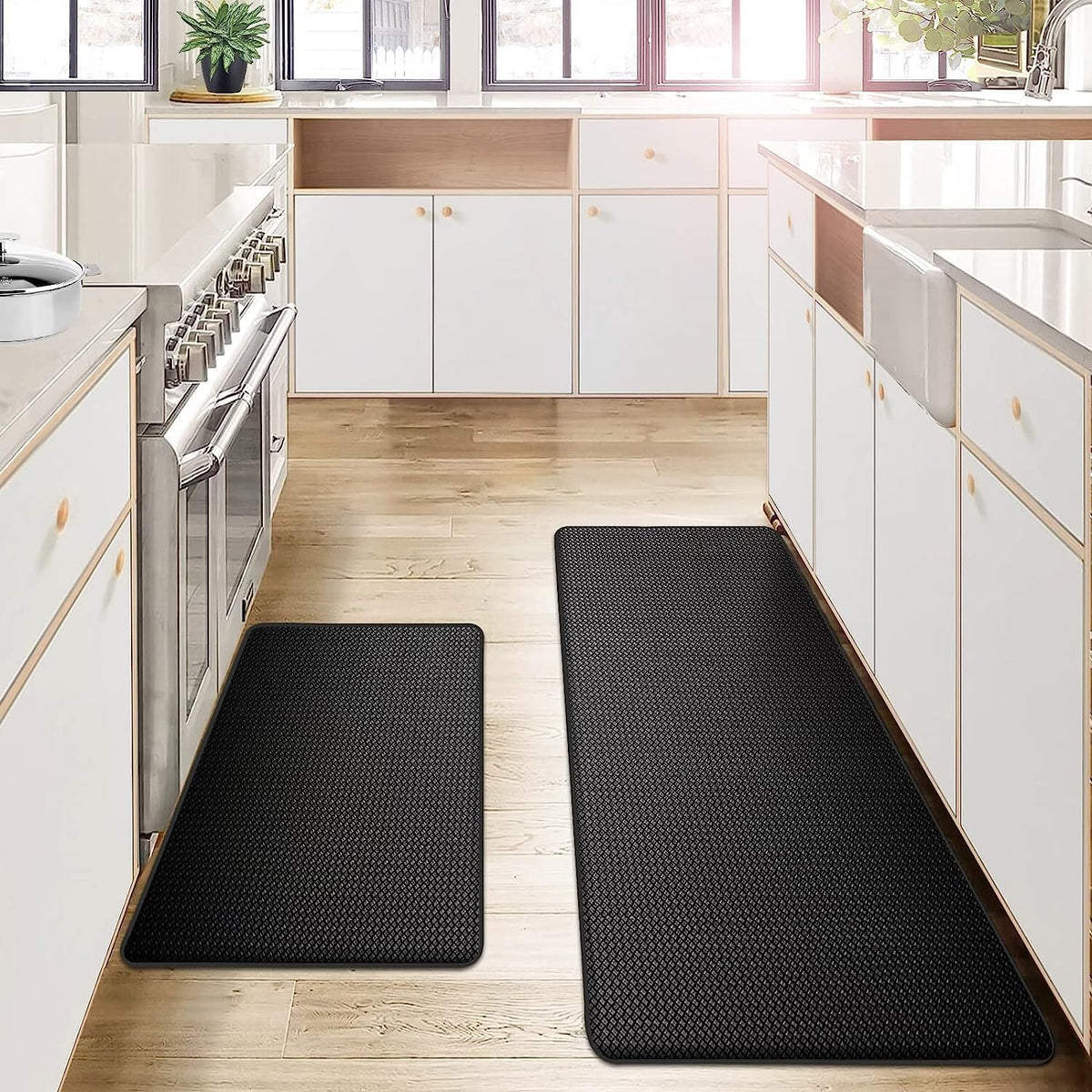 anti-fatigue kitchen mat in black