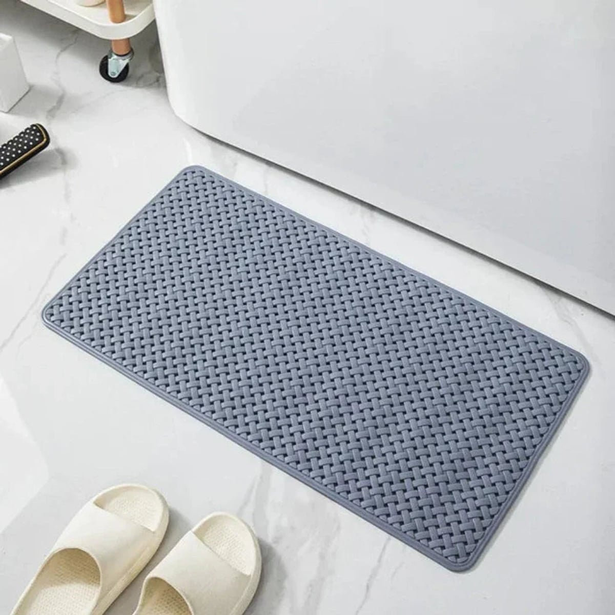 non-slip shower mat with suction cups in dark gray