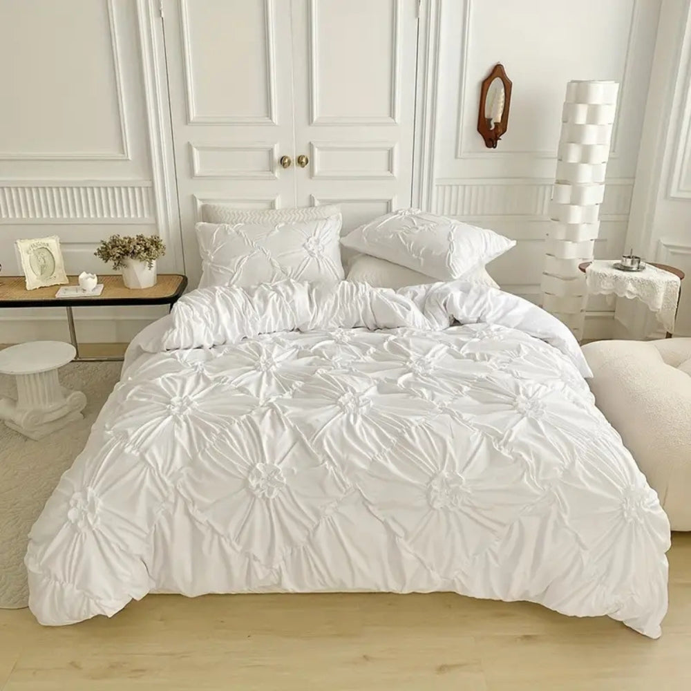 pinch pleat duvet cover set in white