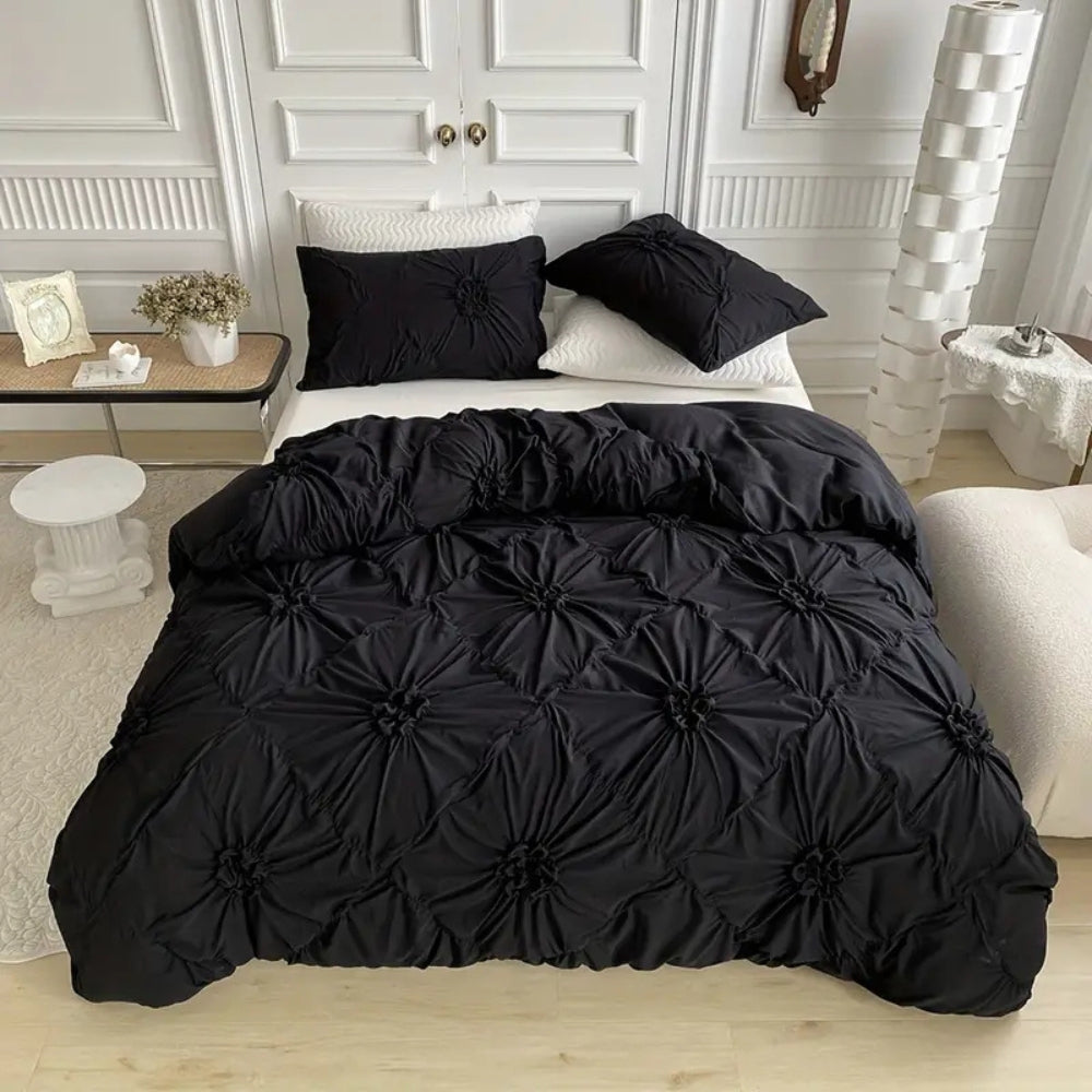 pinch pleat duvet cover set in black