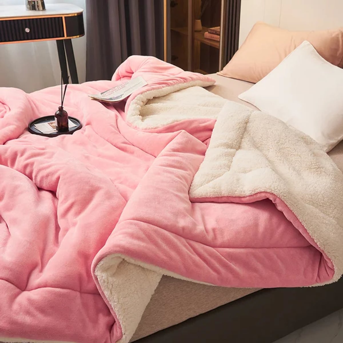 reversible fluffy throw blanket in pink