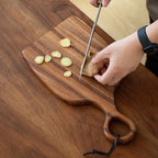 round-handle chopping board