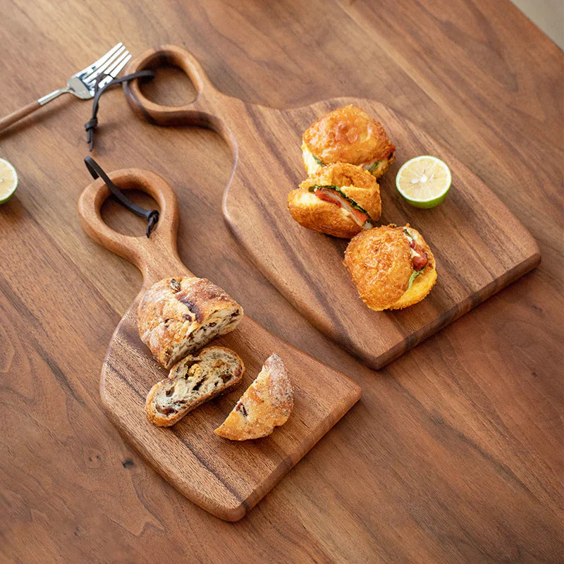 round-handle chopping board