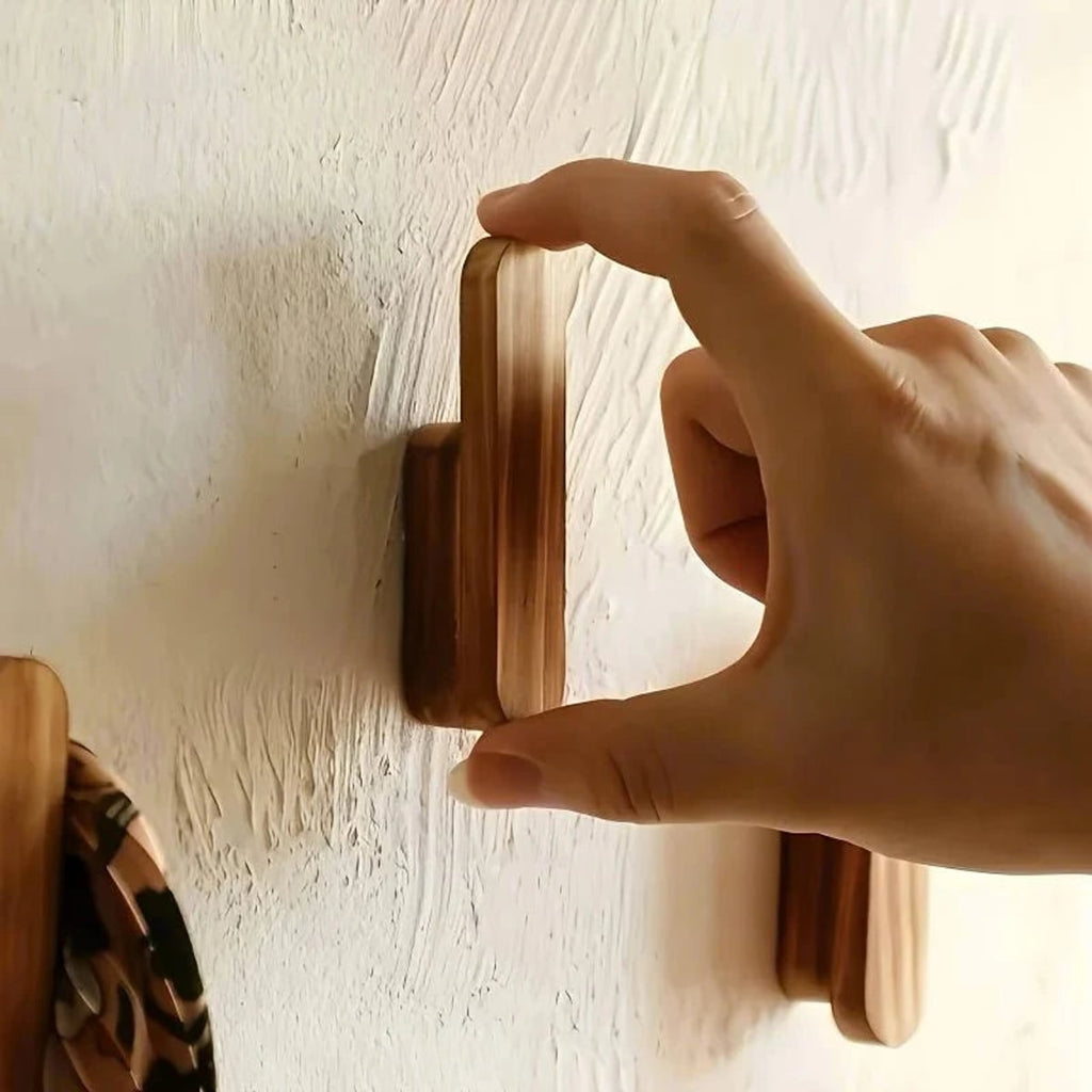 set of 4 wall-mounted coat hooks