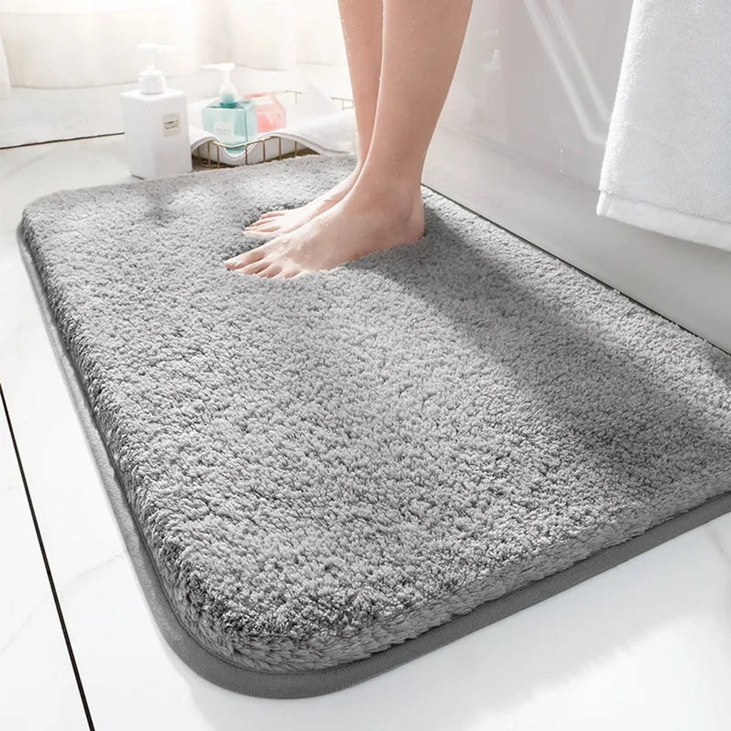 thick non-slip bath mat in grey