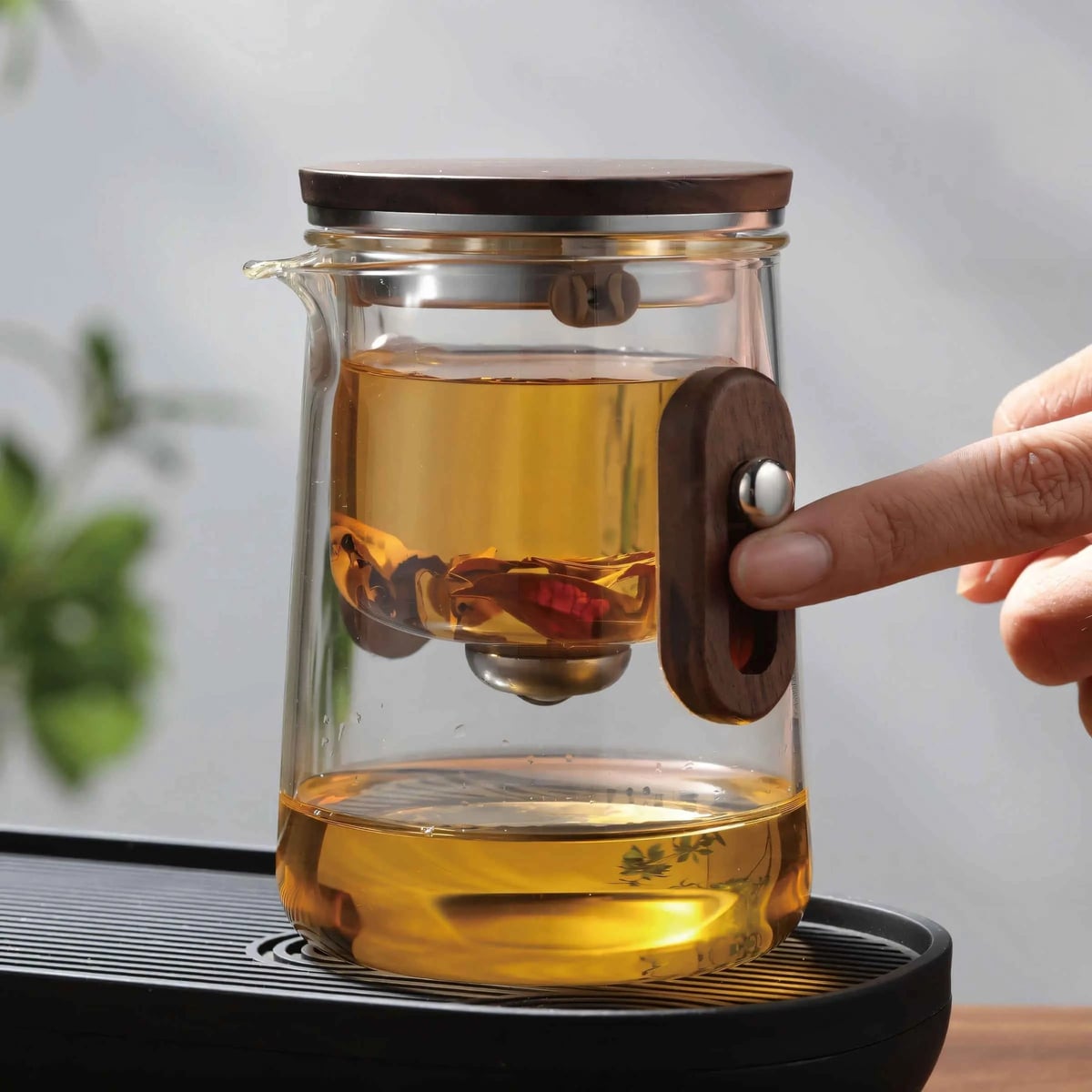travel tea set with carry case