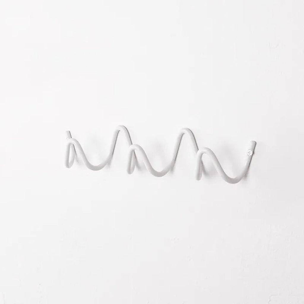wave wall-mounted coat rack in white